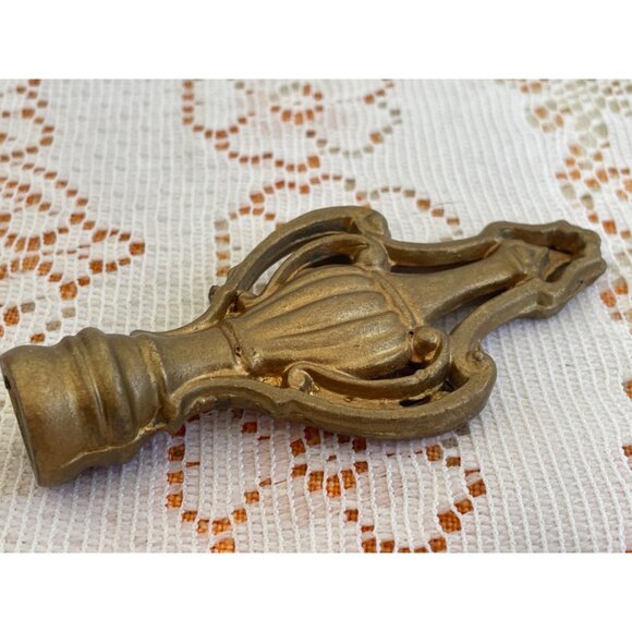 Vintage 1930s Cast metal Gold Lamp Finial Urn Shape 3 3/8" - Picture 5 of 10